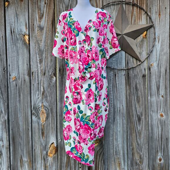 Bright Pink Floral Dress BloomChic Plus Size 22   Vneck Faux Wrap Stretch White - Picture 1 of 8